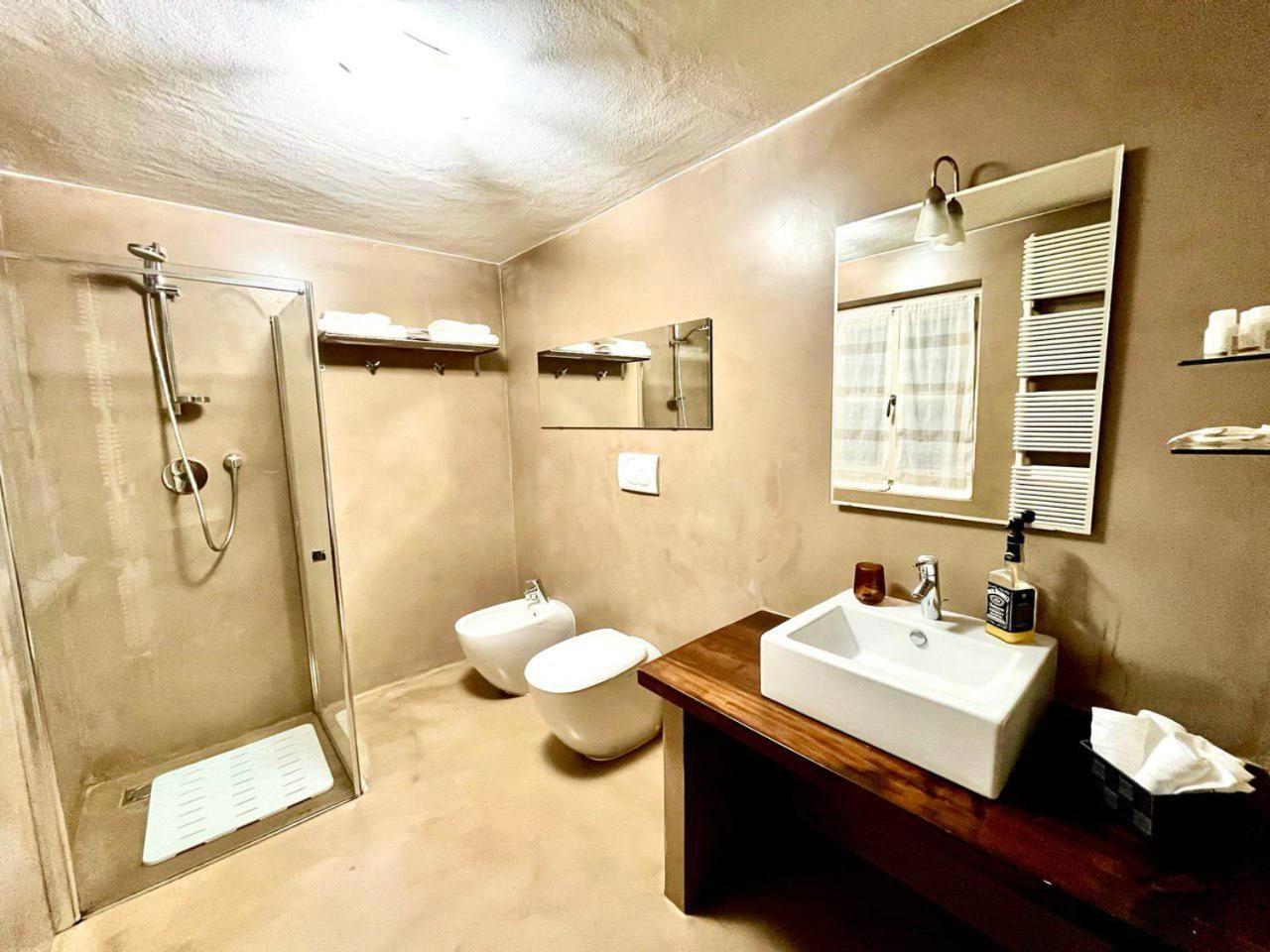 La Finestra Sulle Langhe - M3Langhe Apartment Cherasco Exterior photo